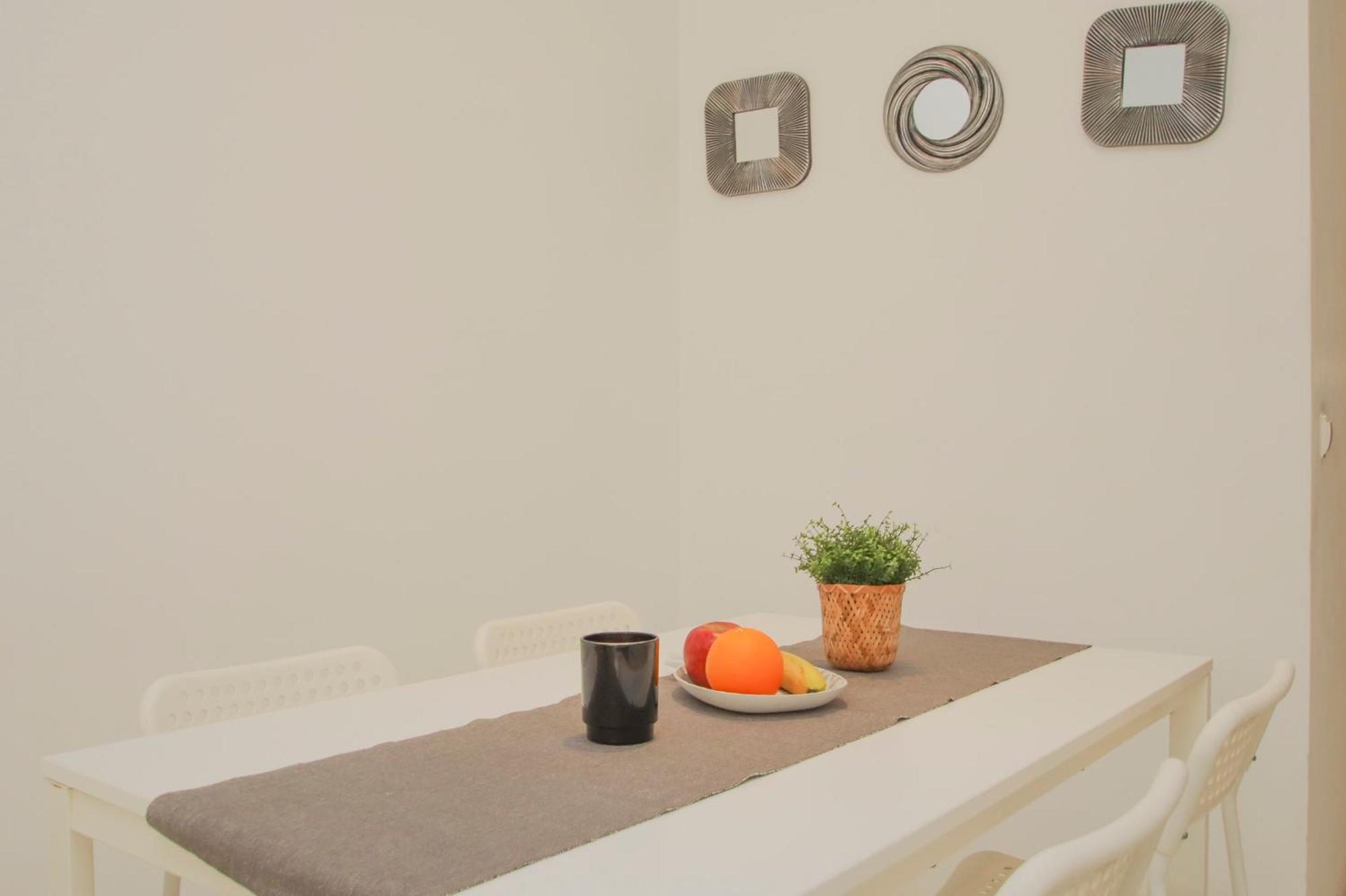 Lovely Apt In The City Center - 15M Walk Giralda Sevilla Exteriör bild